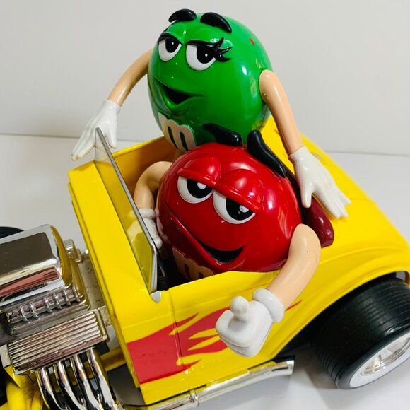 M&M Hot Rod Car Candy Dispenser Collectible Toy Retro Kids Bedroom Decor Vintage - Picture 13 of 16